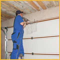 Community Garage Door Repair Service New Hudson, MI 248-534-1031 Community Garage Door Repair Service New Hudson, MI 248-534-1031 - side-garage-door-repair-10-48m